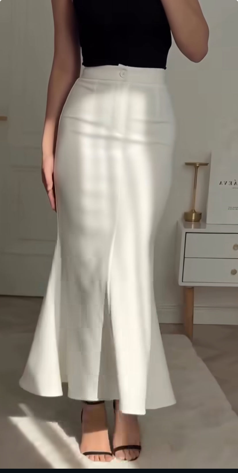 Elegant White Midi Skirt with Front Slit